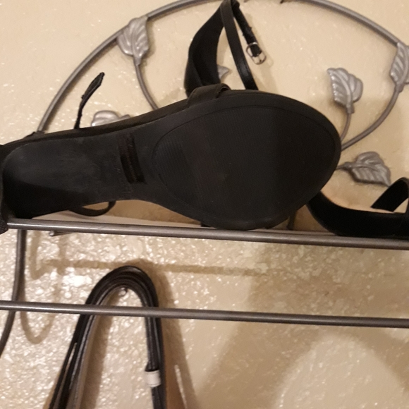 Shoes - Picture 2 of 3